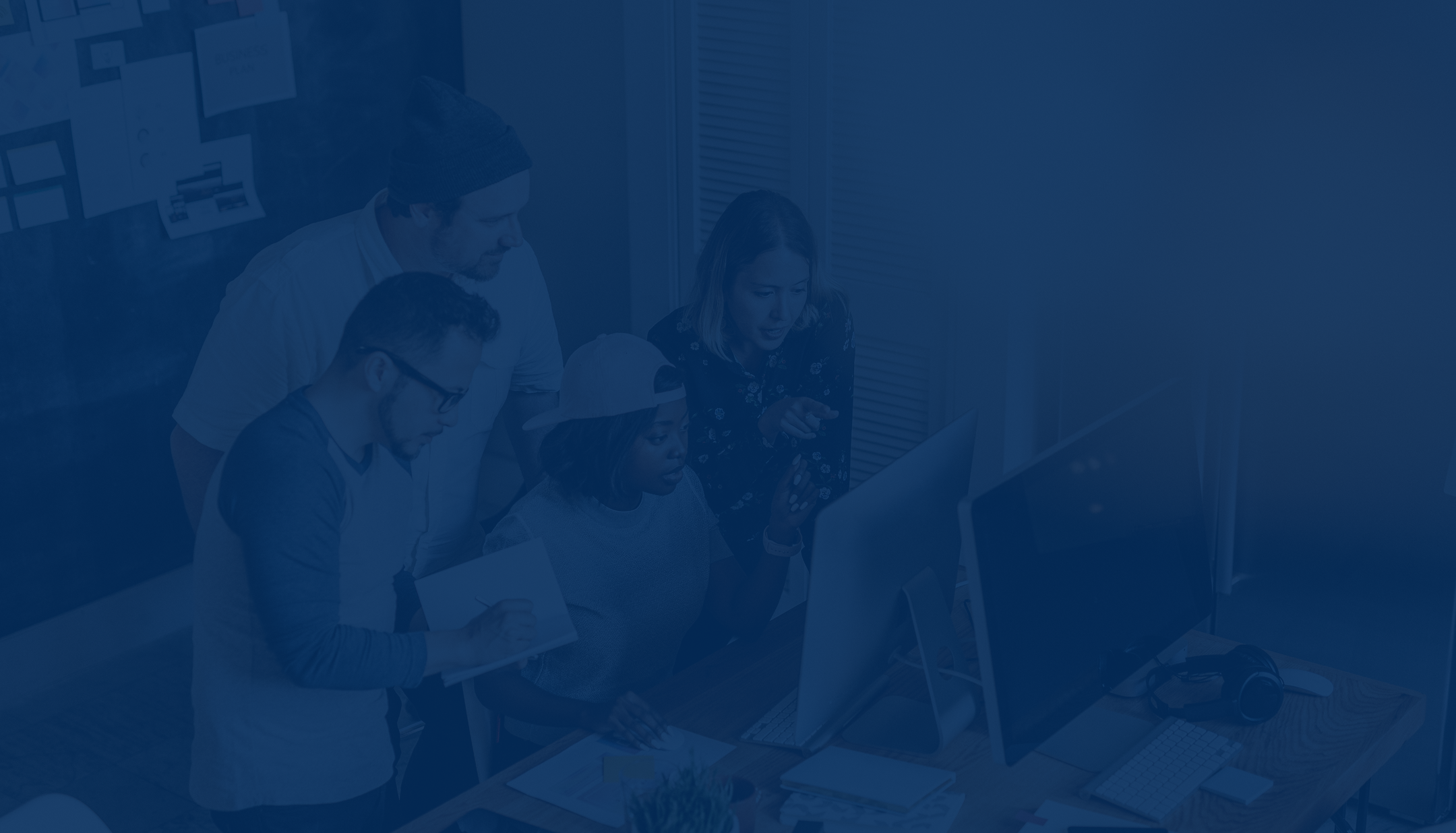 Secuna Hunt background image